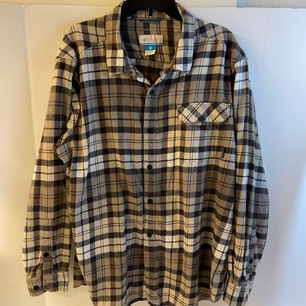 Columbia fgray white lannel shirt‎ Xxl